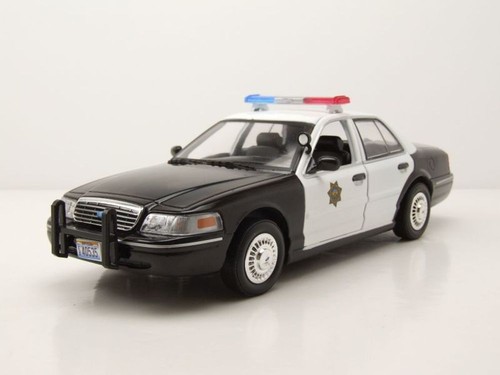 Ford crown victoria police - crown,