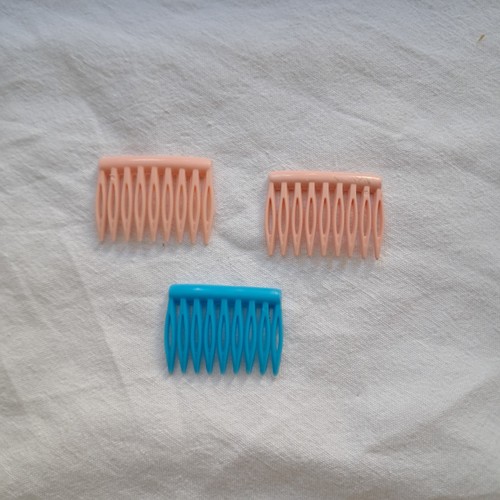 Lot accessoires peignes - lot,