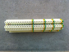 rail modulaire + 33 bornes traversante 4mm2 30Amp LEGRAND viking armoire coffret