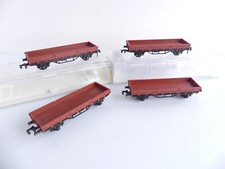 718 / HORNBY 4 WAGONS PLAT A