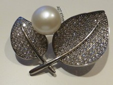 DESTOCKAGE BOUTIQUE BIJOUX - (42) - BROCHE en ARGENT - NEUVE !