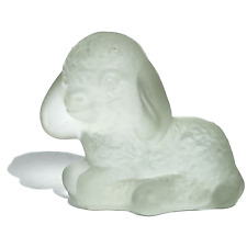 Agneau en verre satiné signé