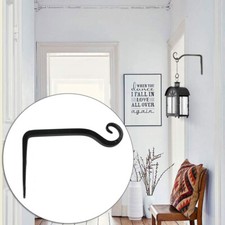 Crochets en fer support mural