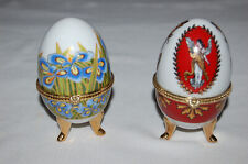 DEUX OEUFS PORCELAINE