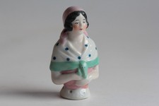 Demi figurine porcelaine Femme Corse (71287)