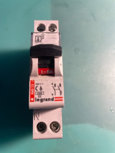 Legrand disjoncteur vis 6a - legrand,