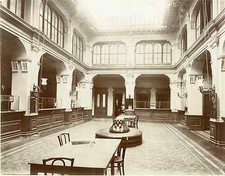 France, Intérieur de Banque, à identifier  Vintage print.  Tirage citrate  2