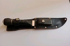 Couteau 420 Stainless Taïwan dans son Etui