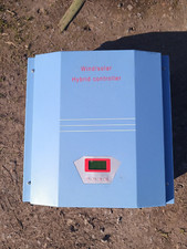 Chargeur Contrôleur hybride éolien et panneau solaire WWS10A 48V