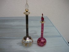 2 jolis flacons de parfum - Vides - En verre - Excellent état