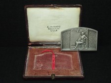 PLAQUE BRONZE Arg. René BAUDICHON dans son écrin - AMICALE CUSSEAU 1919-1929