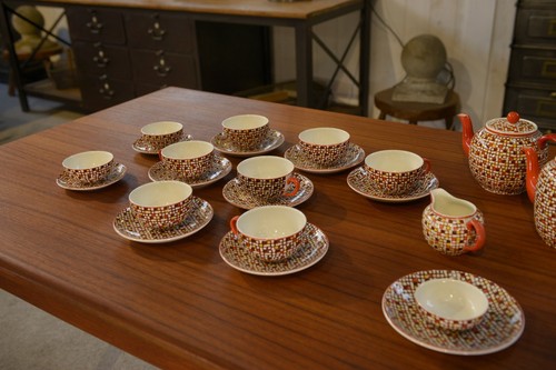 Service porcelaine modèle - porcelaine,