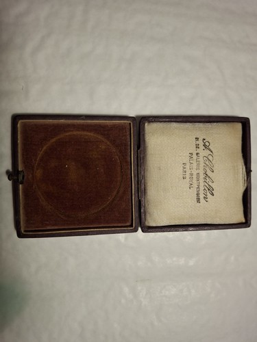Boitier pour médaille - boitier,