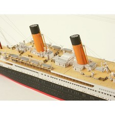 3D Titanic Ship Assembler