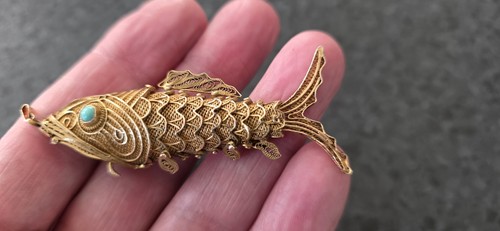 Bijou poisson articulé - , en
