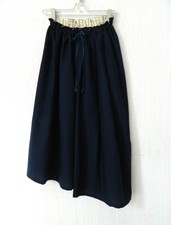 Y's Yohji Yamamoto ancienne magnifique jupe carrée bleu foncé moitié plissée