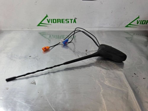 Peugeot 308 2014 - antenne, gps