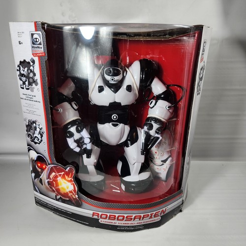 Wowwee robosapien humanoid toy - wowwee,