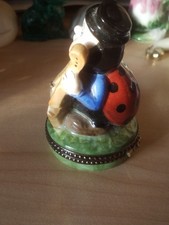 Boîte, pilulier coccinelle en
