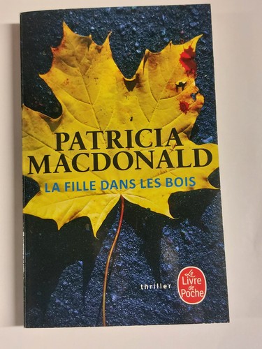 Fille dans les bois - dans,