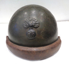 Beau casque modèle 35 des