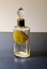 Violette, flacon de parfum