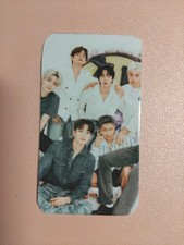 “Photocards K-Pop Exclusives