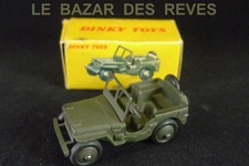 DINKY TOYS FRANCE.  JEEP 