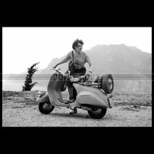Photo M.000053 VESPA 125 FARO BASSO 1954 SCOOTER