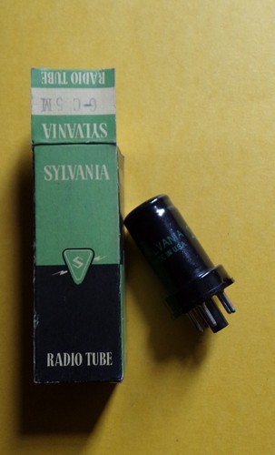 Tube radio sylvania - radio,