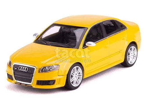 Audi rs4 2004 - rs4, maxichamps