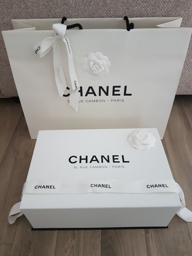 Rue cambon chanel grande - cambon,