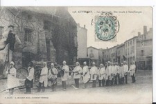 CPA - Les Cornards - Fête