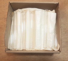 Une quarantaine de tubes à