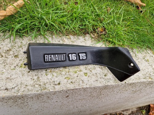 R16 cache plastique enjoliveur - cache,