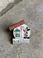 Pin’s Mickey Disney Esso