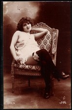 Photographie Acte Brune Avec