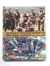 Couteaux et poignards