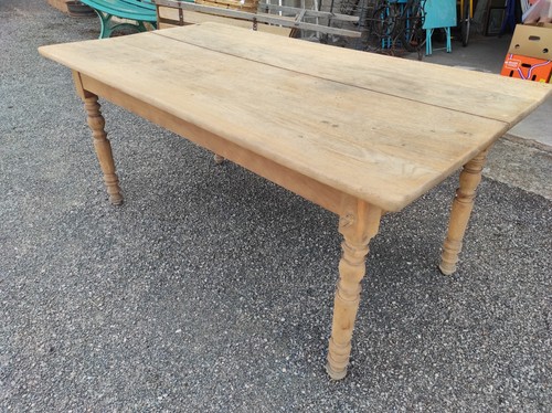 Ancienne table ferme en - de,