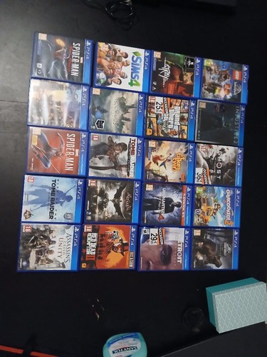 Différents jeux entre - différents,