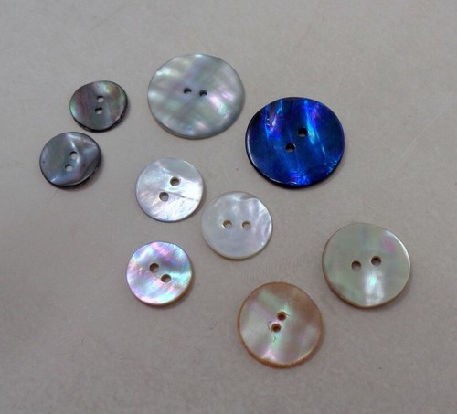 Lot boutons anciens - 9,