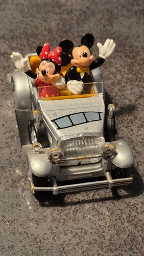 Voiture disneyland resort - disneyland,