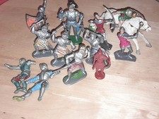 Lot chevalier armures - 1/32,