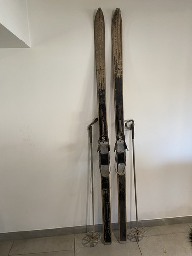 Anciens skis bois avec - en,