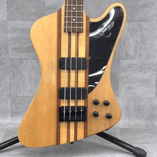 Guitare basse électrique
