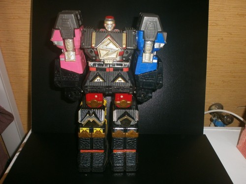 Power ranger megazord - ranger,