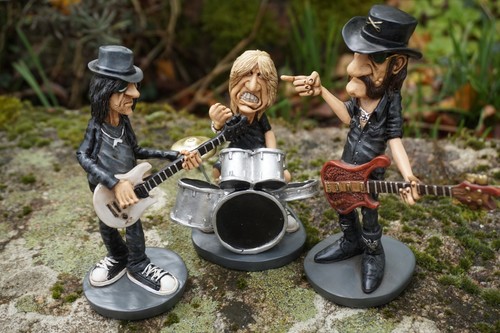 841 figurine caricature - ,