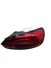 Feu arriere principal droit