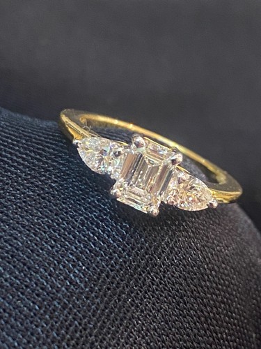 Pave cts emeraude poire - emeraude,