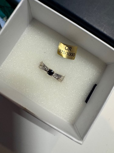 Bague blanc saphir - or,